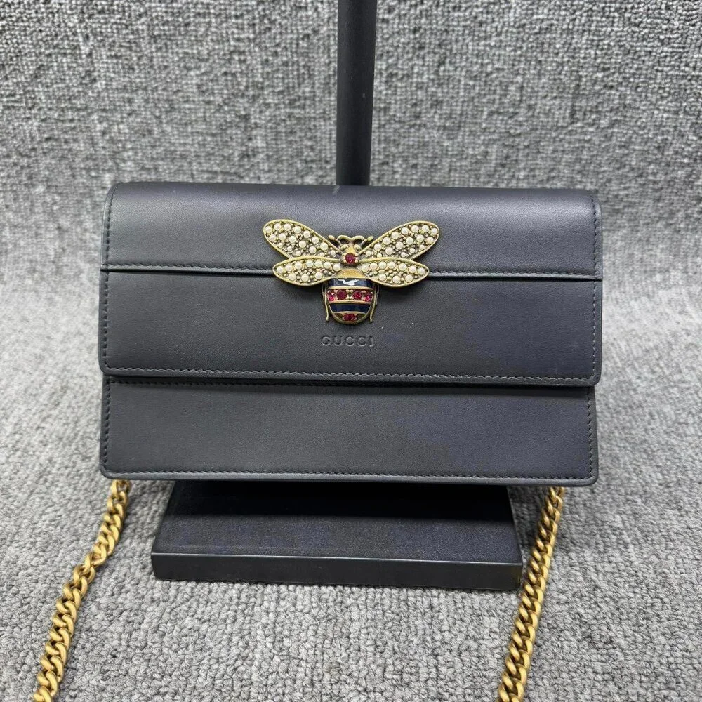 Authentic Gucci Queen Margaret Bee Chain Wallet Black Leather GG Crossbody - Picture 2 of 15